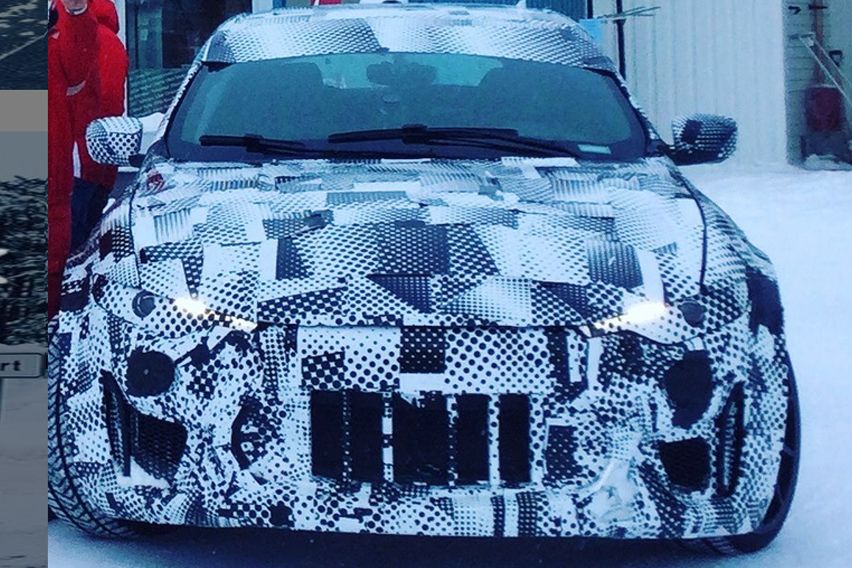 2022 Ferrari Purosangue front