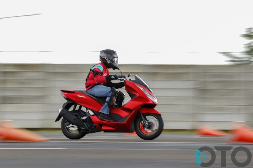 First ride All new Honda PCX 160