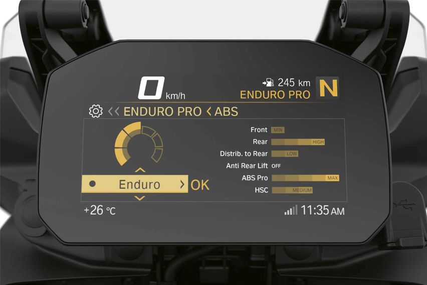 BMW F 850 GS instrument cluster