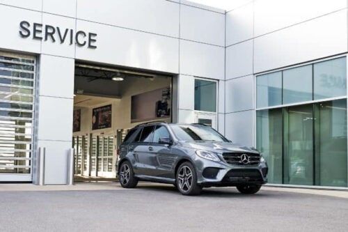Mercedes-Benz US recalls a million cars over tech glitch 