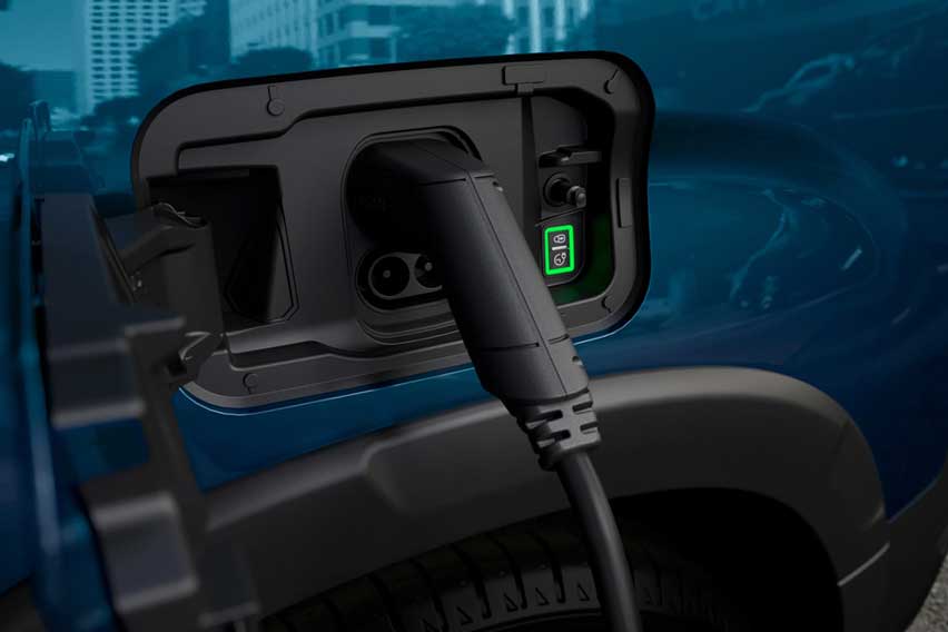  2021 Peugeot e-Rifter charger