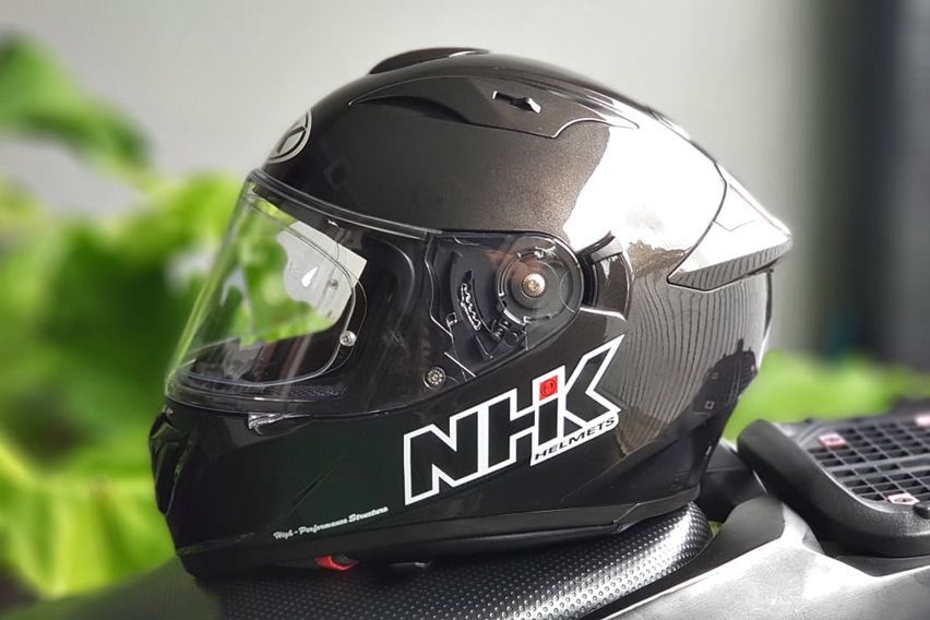 NHK GP Prime: Helm Full Face dengan Segudang Fitur, Relevan Buat Penggunaan Harian?