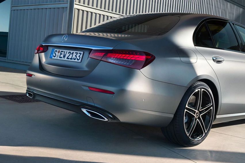 Mercedes-Benz E-Class facelift rear
