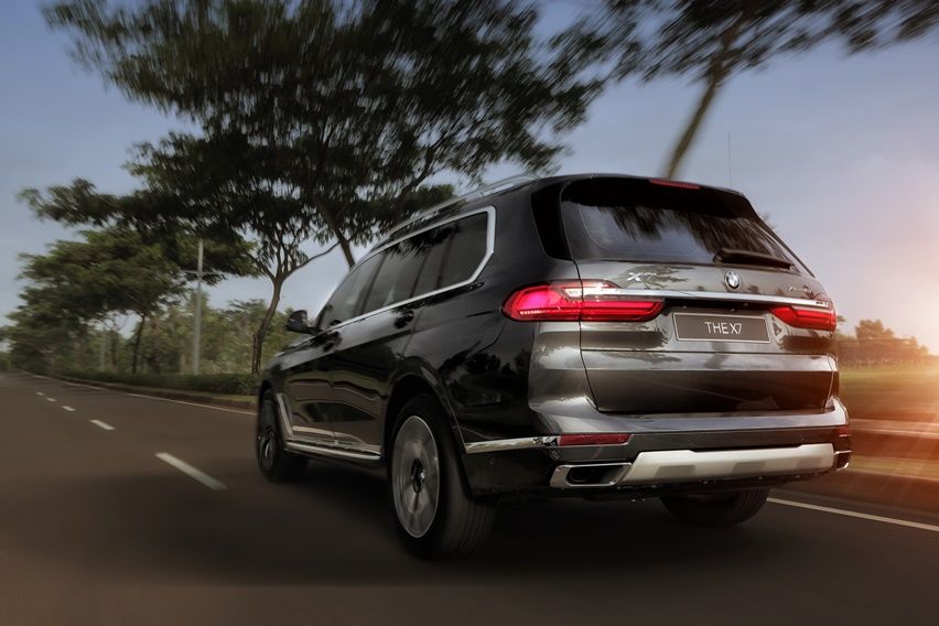 BMW X7 CKD