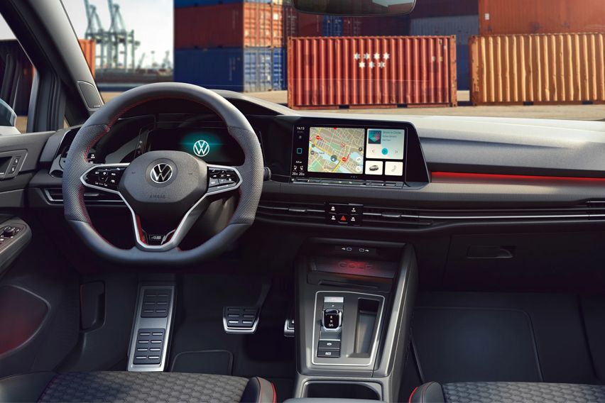 Volkswagen Golf GTI Clubsport 45 cabin