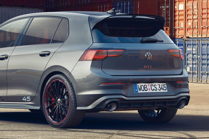 Volkswagen Golf GTI Clubsport 45 rear