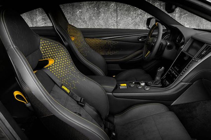 Infiniti Q60 Project Black S interior