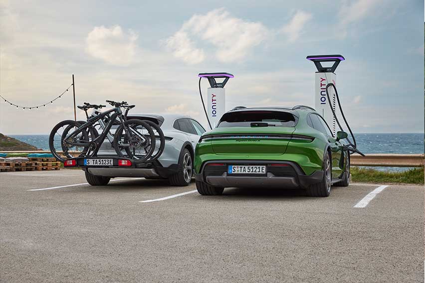 Porsche Taycan Cross Turismo