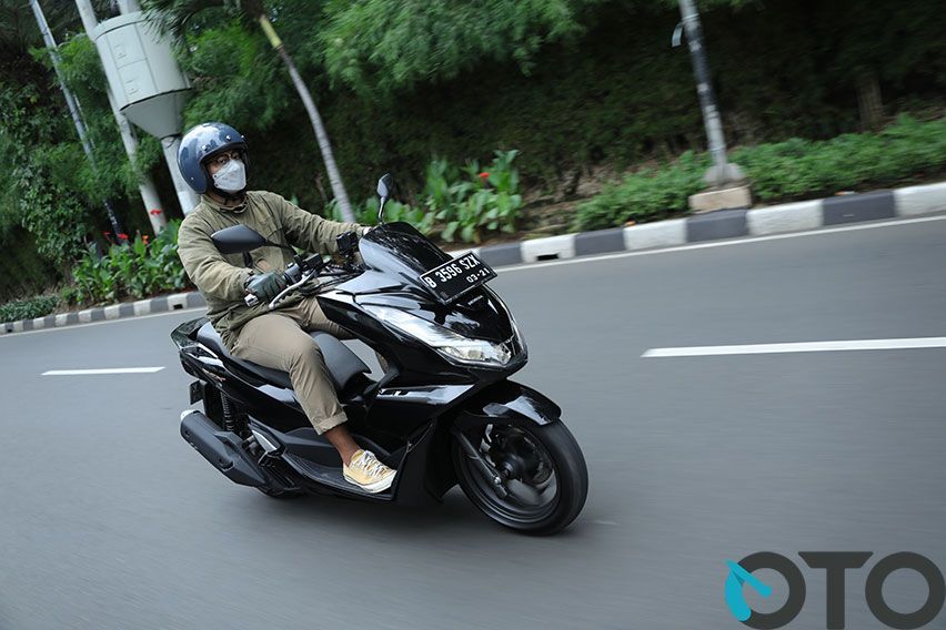 Test Ride All New Honda PCX 160: Mesin Oke, Suspensi Kurang