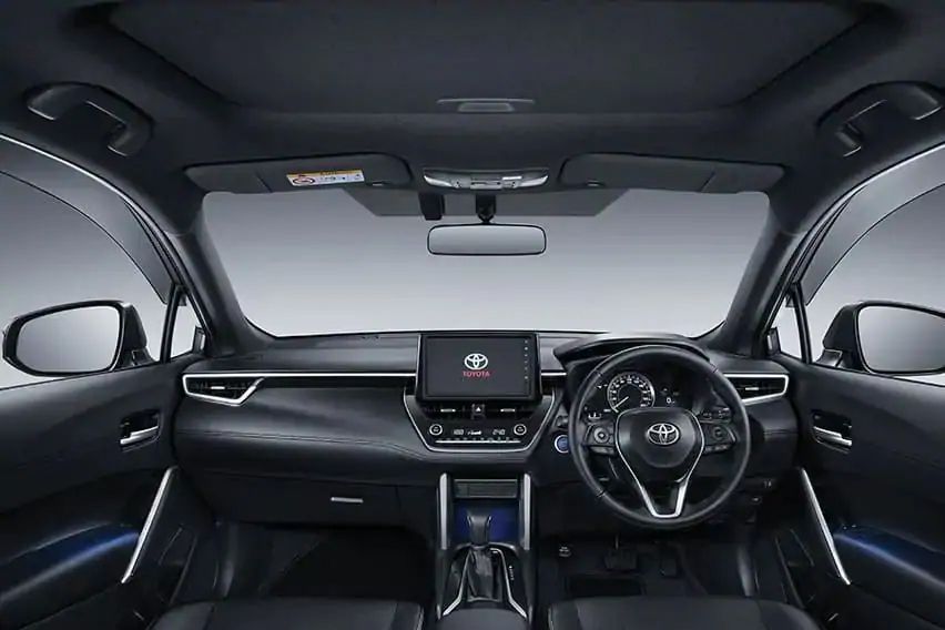 Toyota Corolla Cross cabin