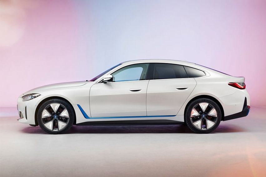 BMW i4 official image