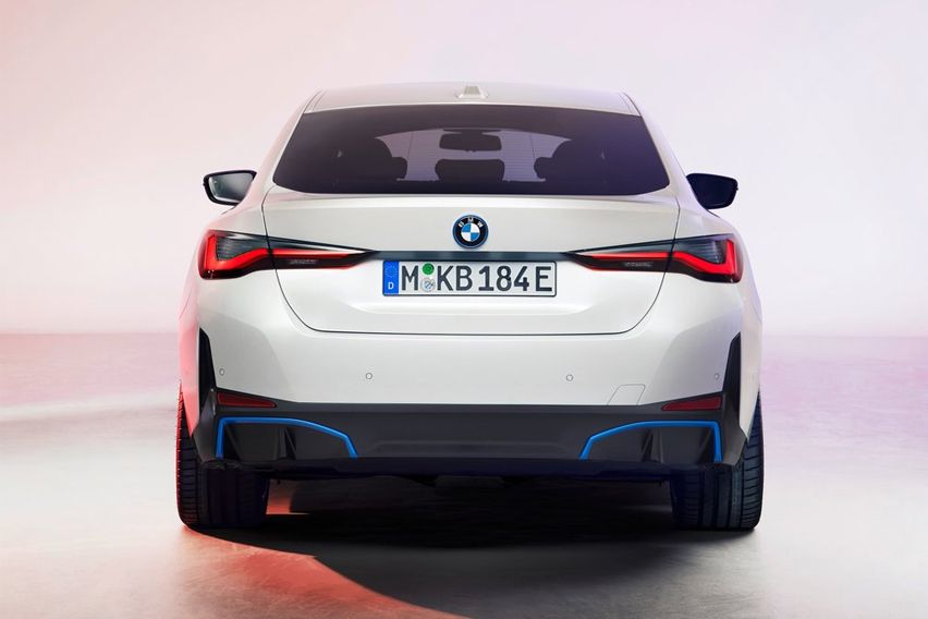 BMW i4 electric coupe details