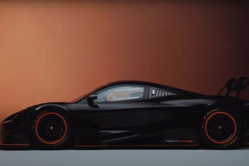 McLaren 720S GT3X side profile