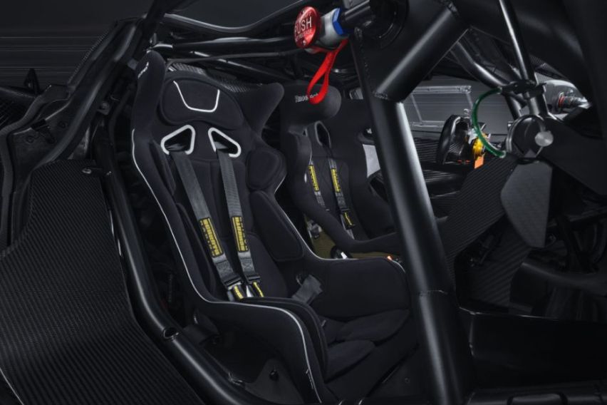 McLaren 720S GT3X cabin