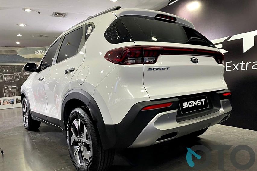 Kia Sonet Smart