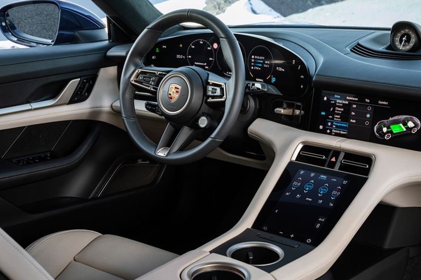  Porsche Taycan interior