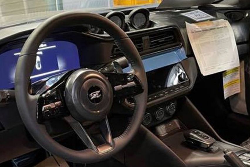Nissan Fairlady Z interior