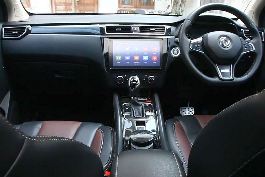 DFSK Glory 560 Interior