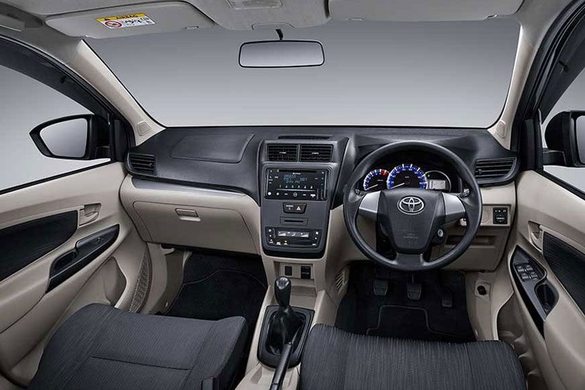 Toyota Avanza Interior