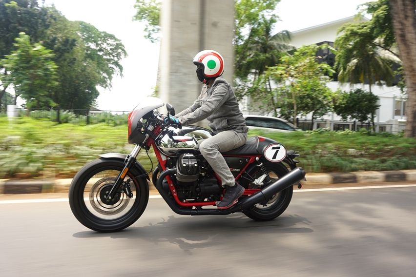 First Ride Moto Guzzi V7 III Racer 10th Anniversary