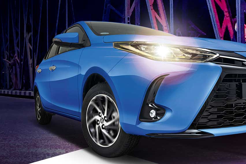 Toyota Yaris headlights