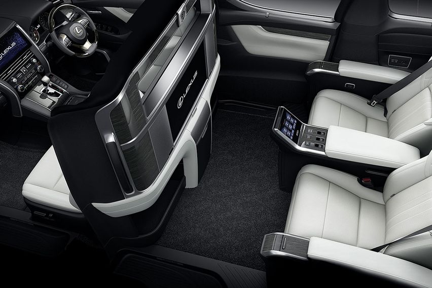 2021 Lexus LM 350 interior