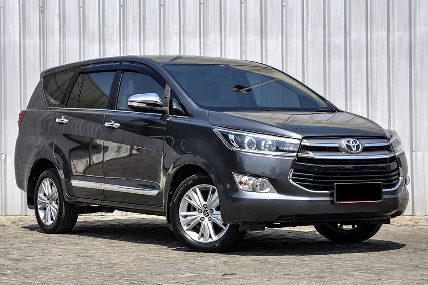Toyota Kijang Innova 2016