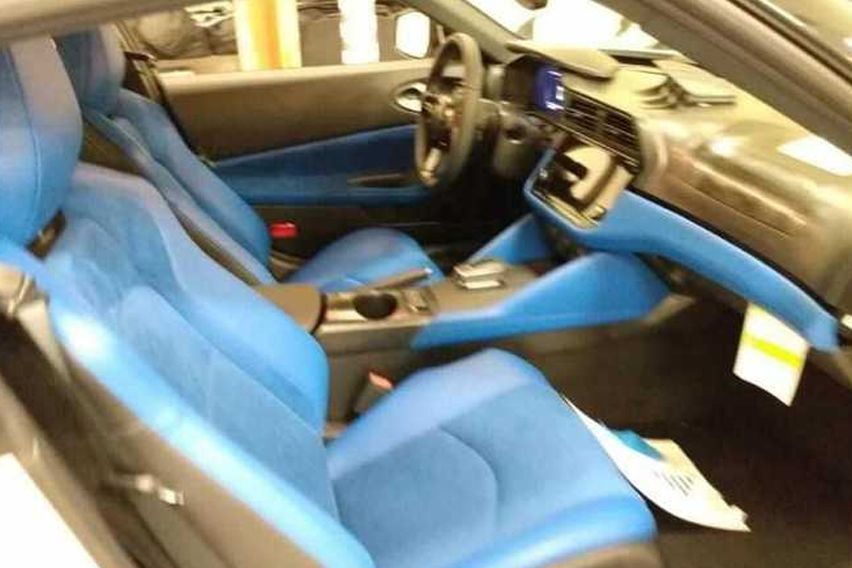 Nissan Z interior image