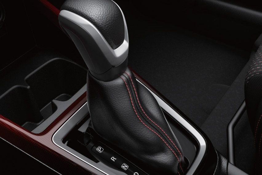 Suzuki Swift Sport gear knob