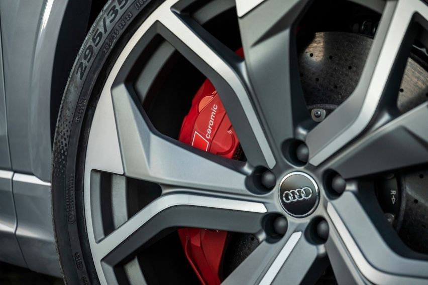 Audi RS Q8 Brakes