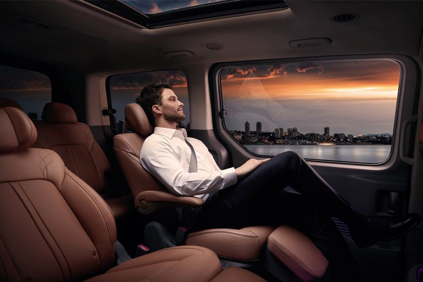 2021 Hyundai Staria interior