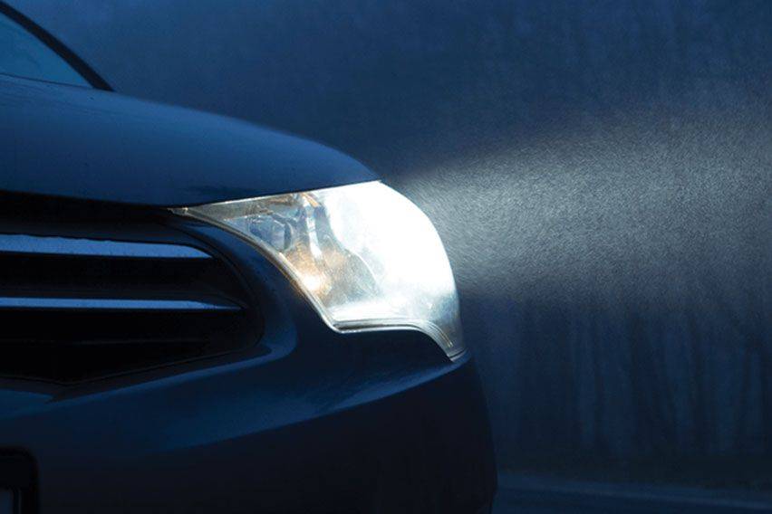 Headlight beam. Свет фар. Beam Light автомобиль. Car Headlight. Headlamp High Beam.