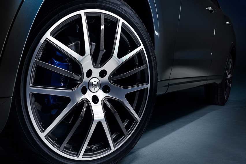 Maserati Levante Hybrid wheels