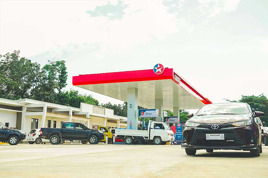 Gas, diesel prices decrease today 