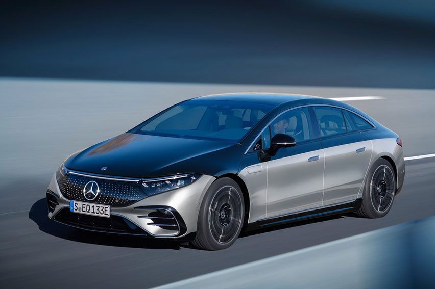 Mewah dan Canggih, Mercedes-Benz EQS Menang Best Luxury Car Award di CEC 2023