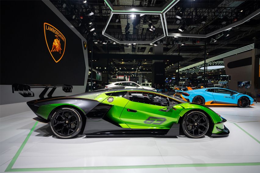 Lamborghini Essenza SCV12 details