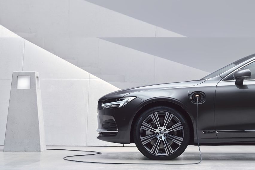 2021 Volvo S90 