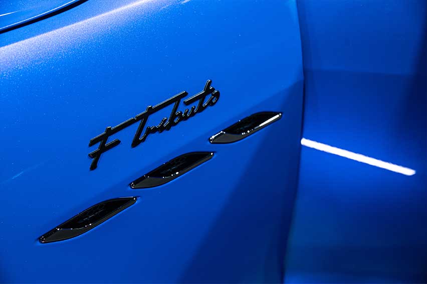 Maserati Ghibli F Tributo emblem