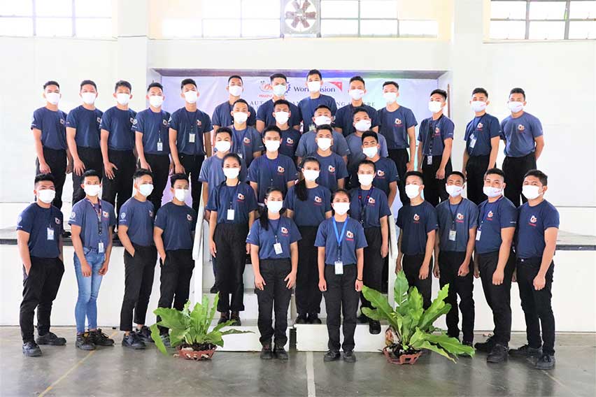 Isuzu Heart and Smile Project Scholars