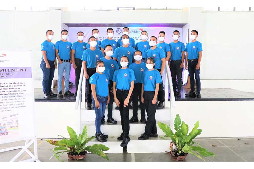 Isuzu Heart and Smile Project Scholars