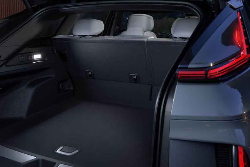 Cadillac Lyriq boot space