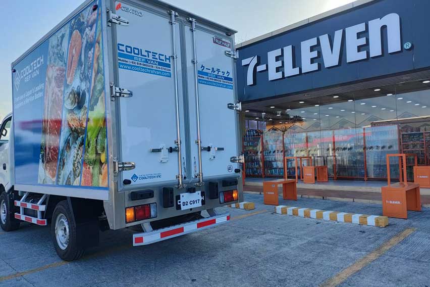 Centro Manufacturing Corporation Cooltech Ref Van