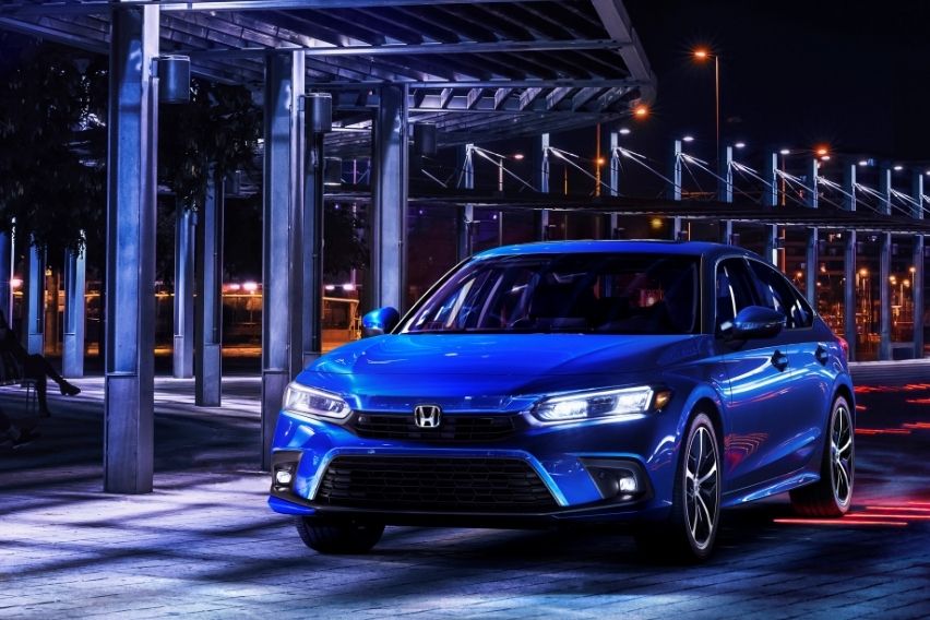 2022 Honda Civic Blue on the road front