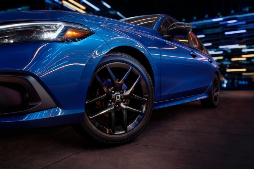 2022 Honda Civic alloy wheels