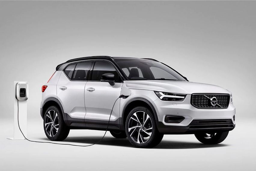 XC40 Recharge front