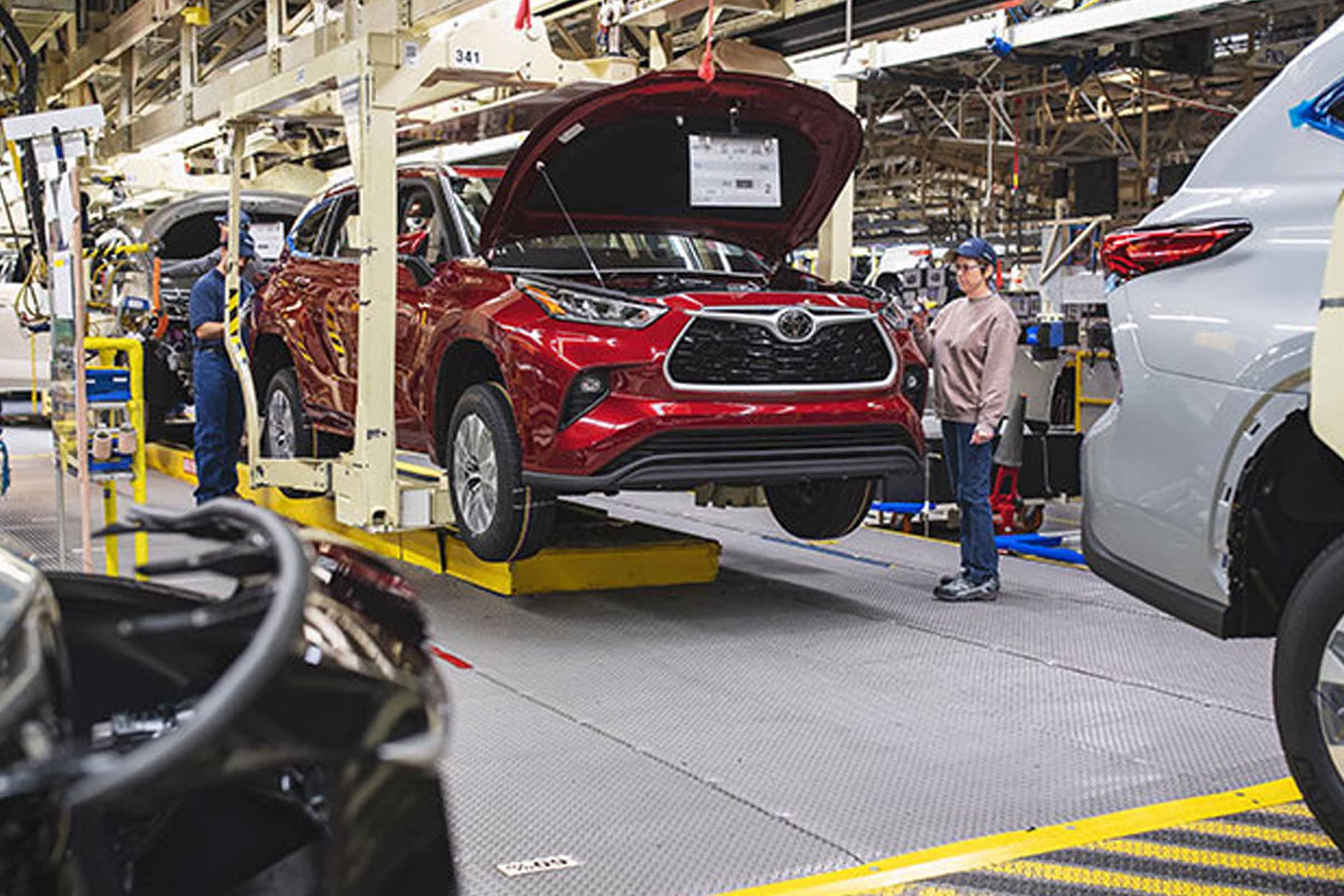 Two new SUVs & 1400 jobs to be created by Toyota