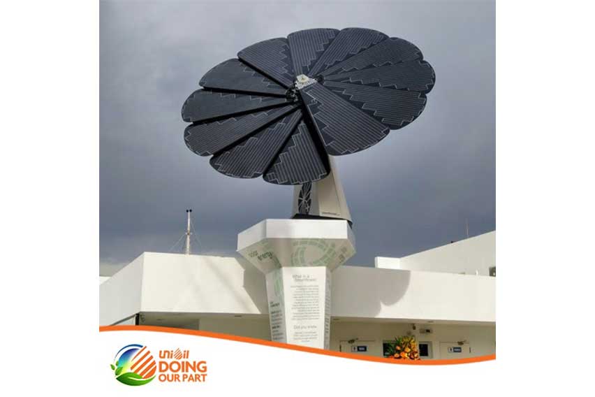 Unioil solar-powered “hybrid” service station