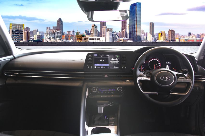 2021 Hyundai Elantra cabin