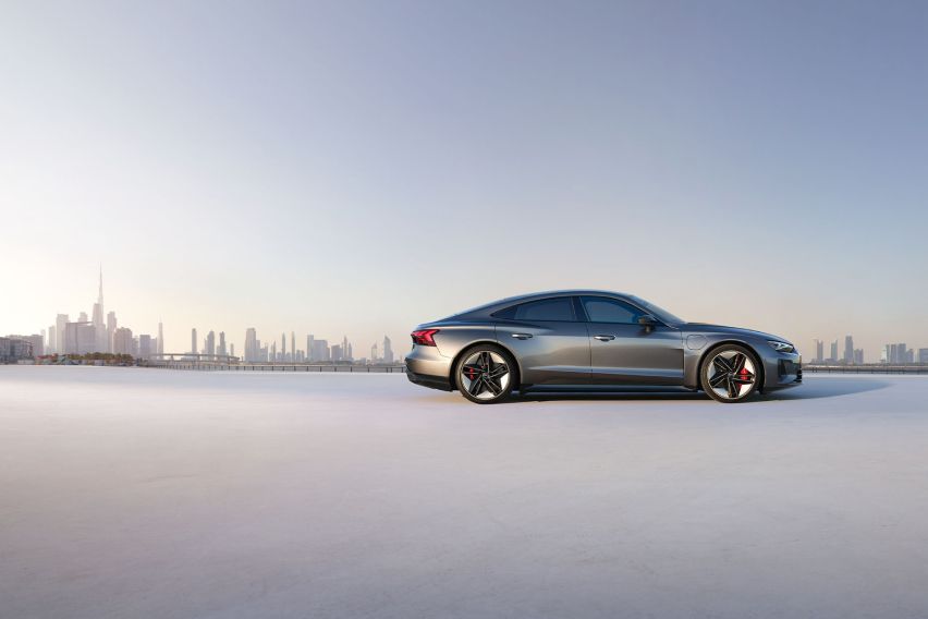 Audi e-tron GT  details