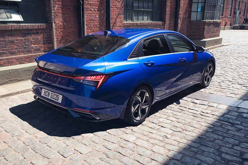 2021 Hyundai Elantra engine